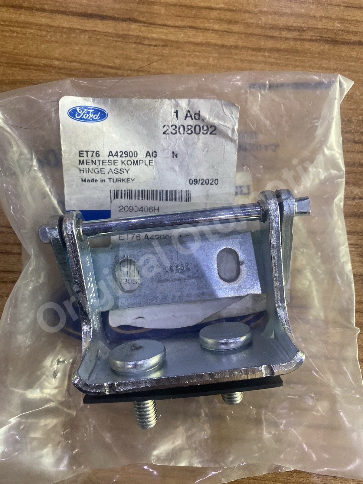 FORD TRANSIT COURIER SAG BAGAJ MENTESESI ET76A42900AG