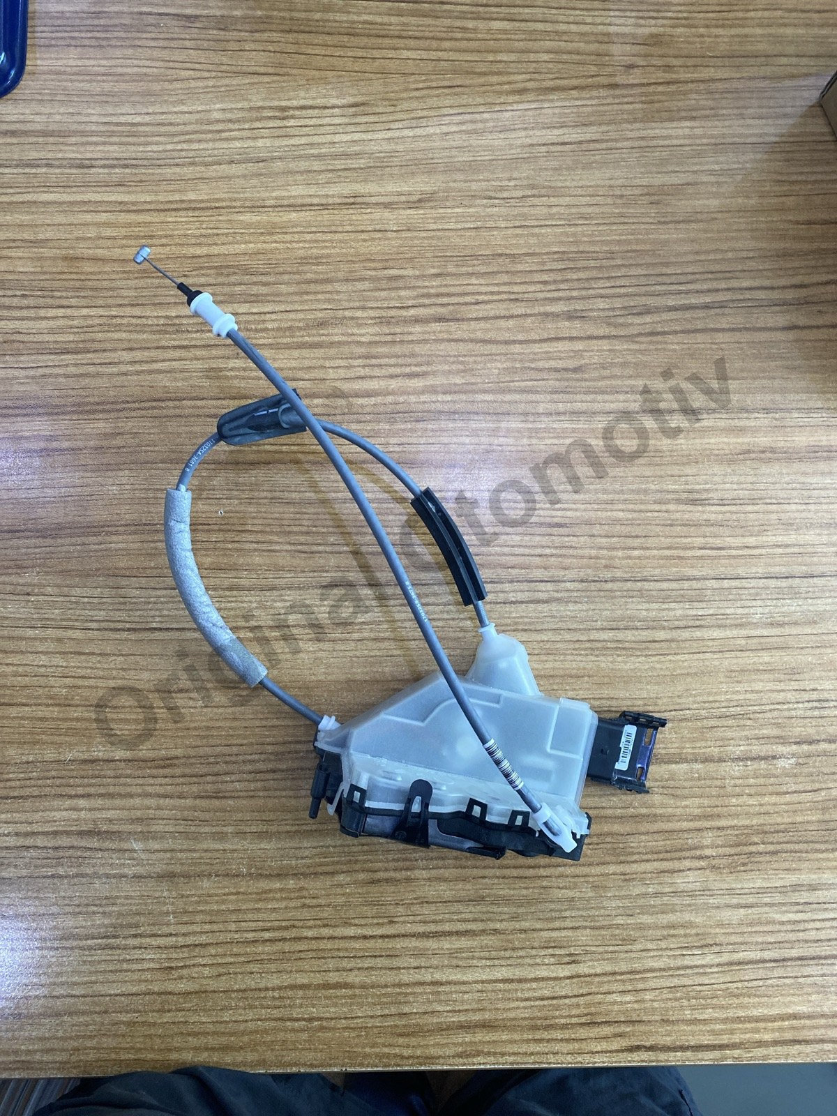 PEUGEOT 2008 SAĞ ARKA KAPI KİLİDİ Orijinal 9844443480 S3M1A006444