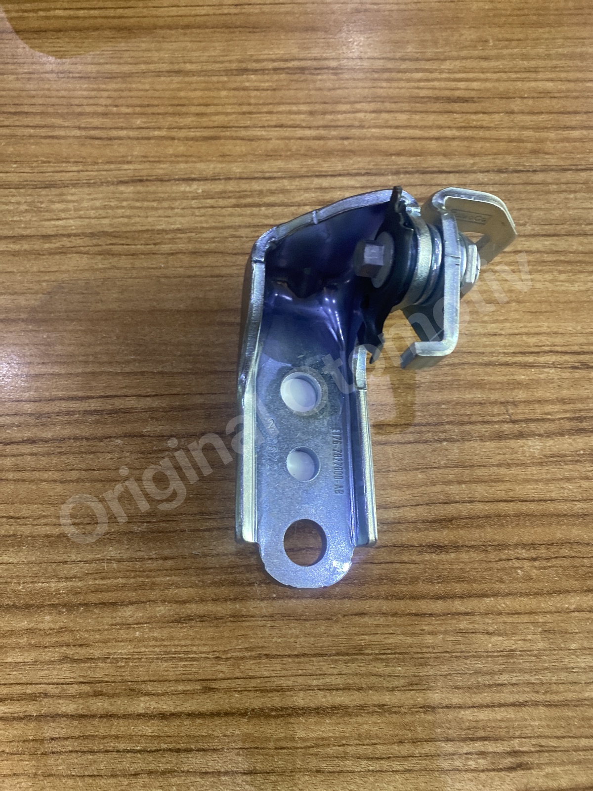 FORD TRANSIT COURIER SAĞ ÖN ÜST KAPI MENTEŞE ET767822800AB