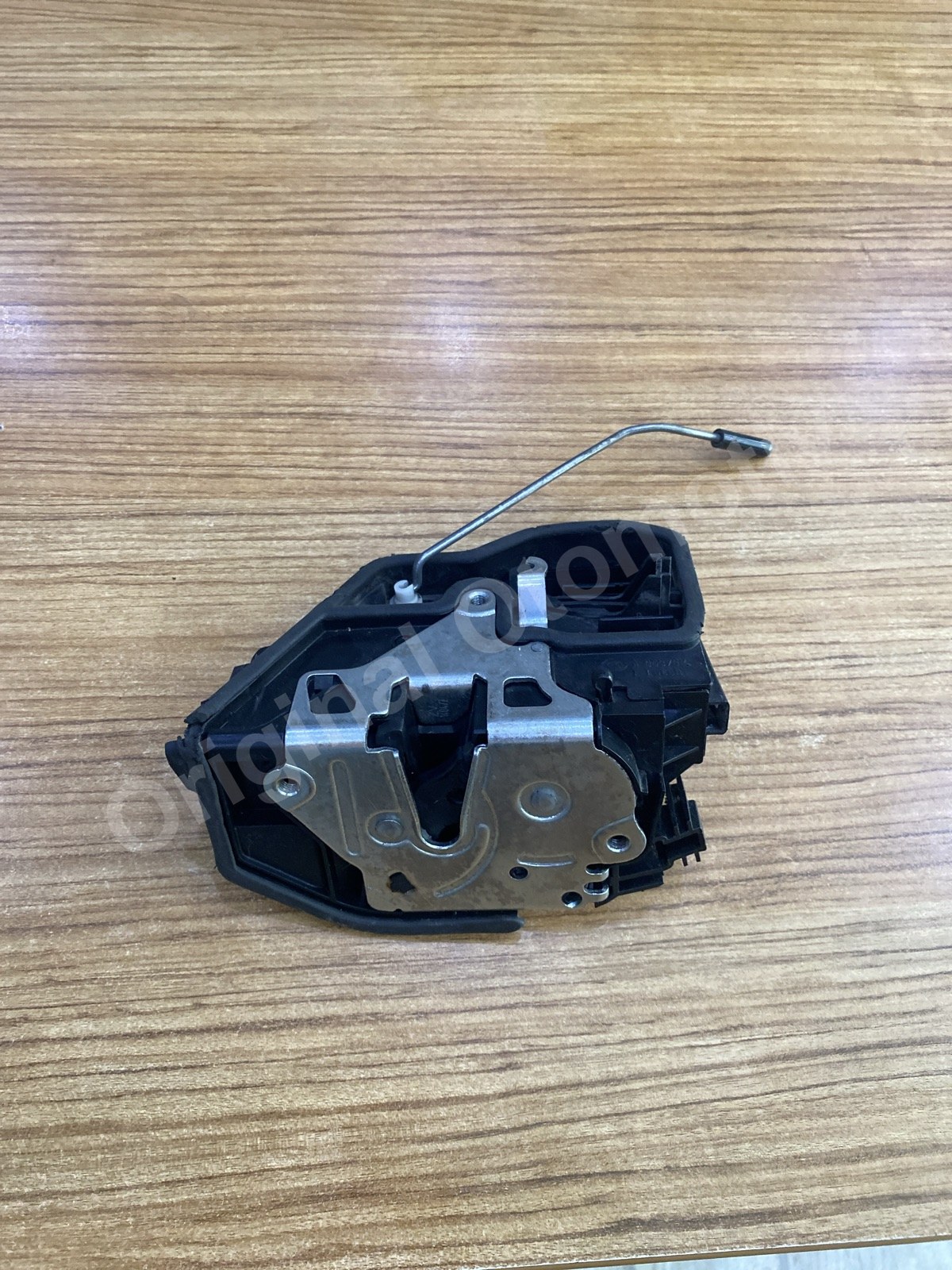 BMW F10 F30 SOL ARKA KAPI KİLİDİ 51227229459 7229459